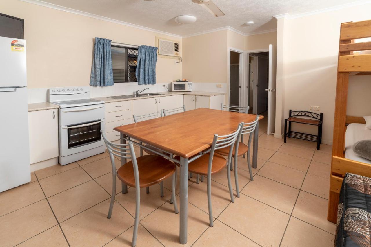 Hinchinbrook Marine Cove Resort Lucinda Exterior foto
